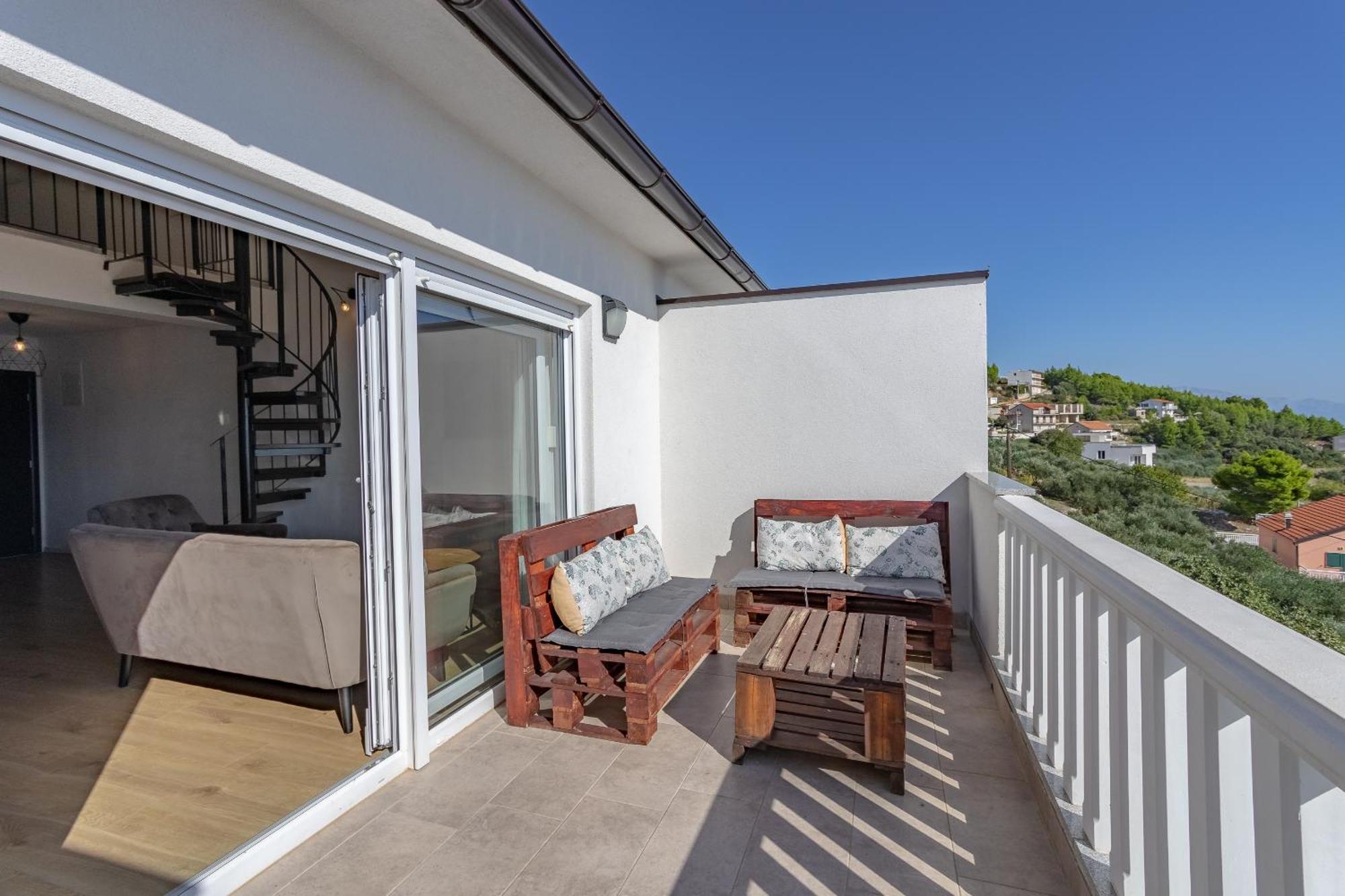 Apartman Rojo Apartment Omis Exterior photo
