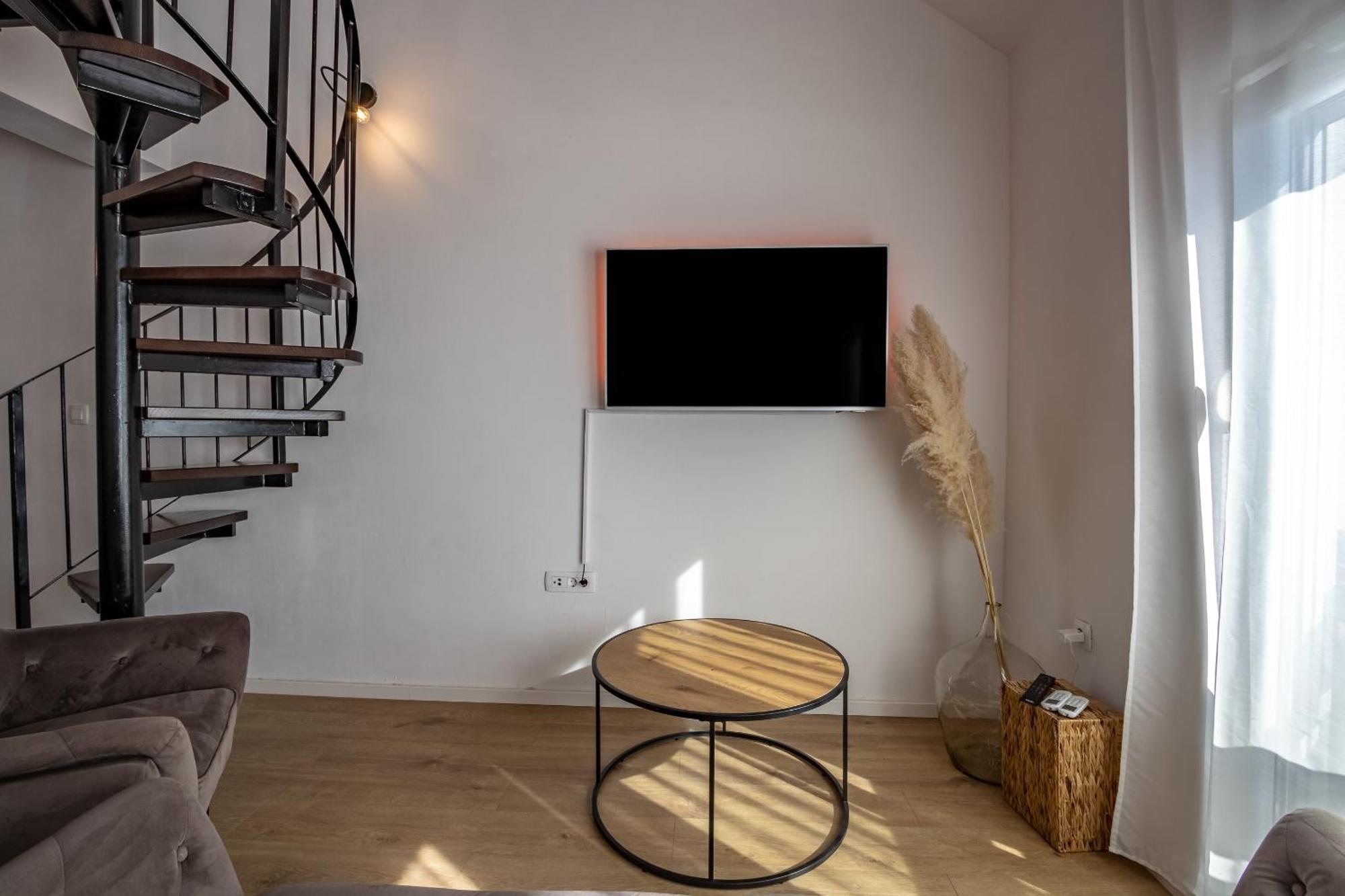 Apartman Rojo Apartment Omis Exterior photo