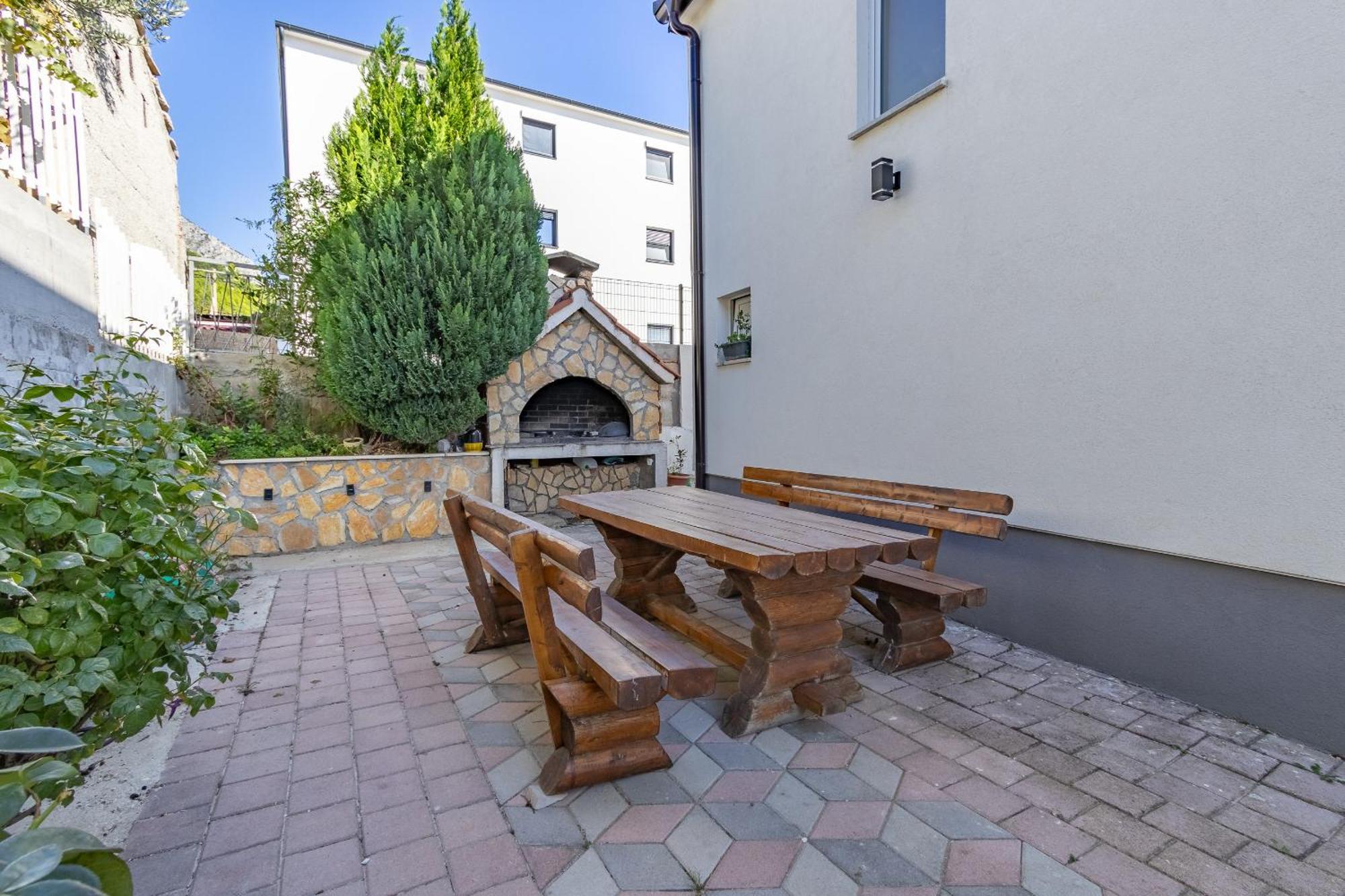 Apartman Rojo Apartment Omis Exterior photo